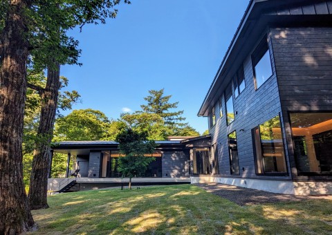 軽井沢の別荘「N邸」が完成しました